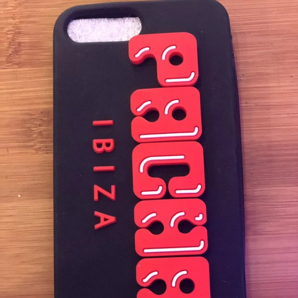 Pacha Iphone 7 Plus Silicone Black Case